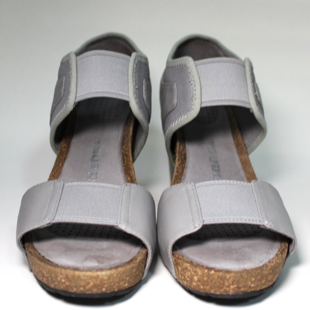 Tsubo 7 Grey Leather Comfort Wedge Sandals - Ergonomic Architectural Style